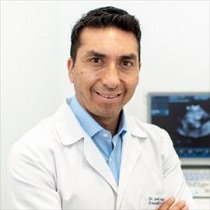 Dr. José Benavides, Pediatra en Loja