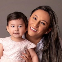 Dra. Gabriela Paulina Andrade Hidalgo, Pediatra en Tumbaco