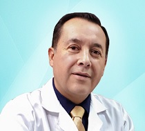 Dr. EDGAR RIVERA R., Ginecólogo-Obstetra en Quito